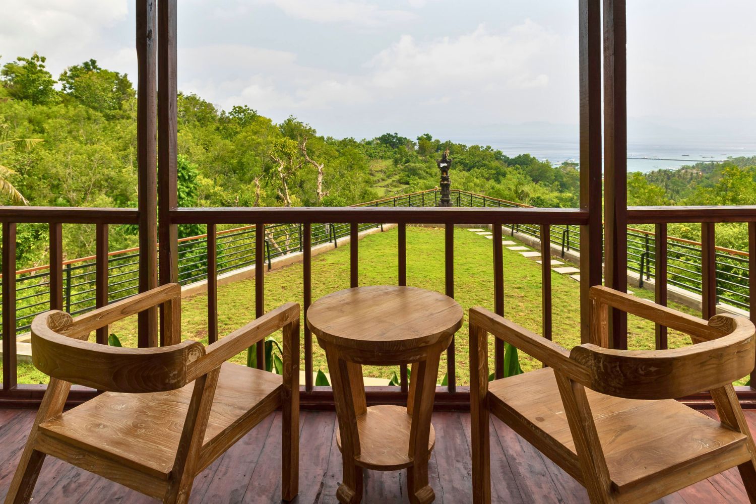 Deluxe Bungalow Room Sea View (3)